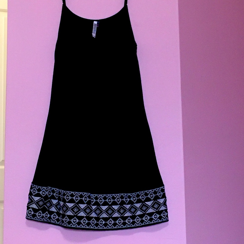 Women’s Dress Size M
